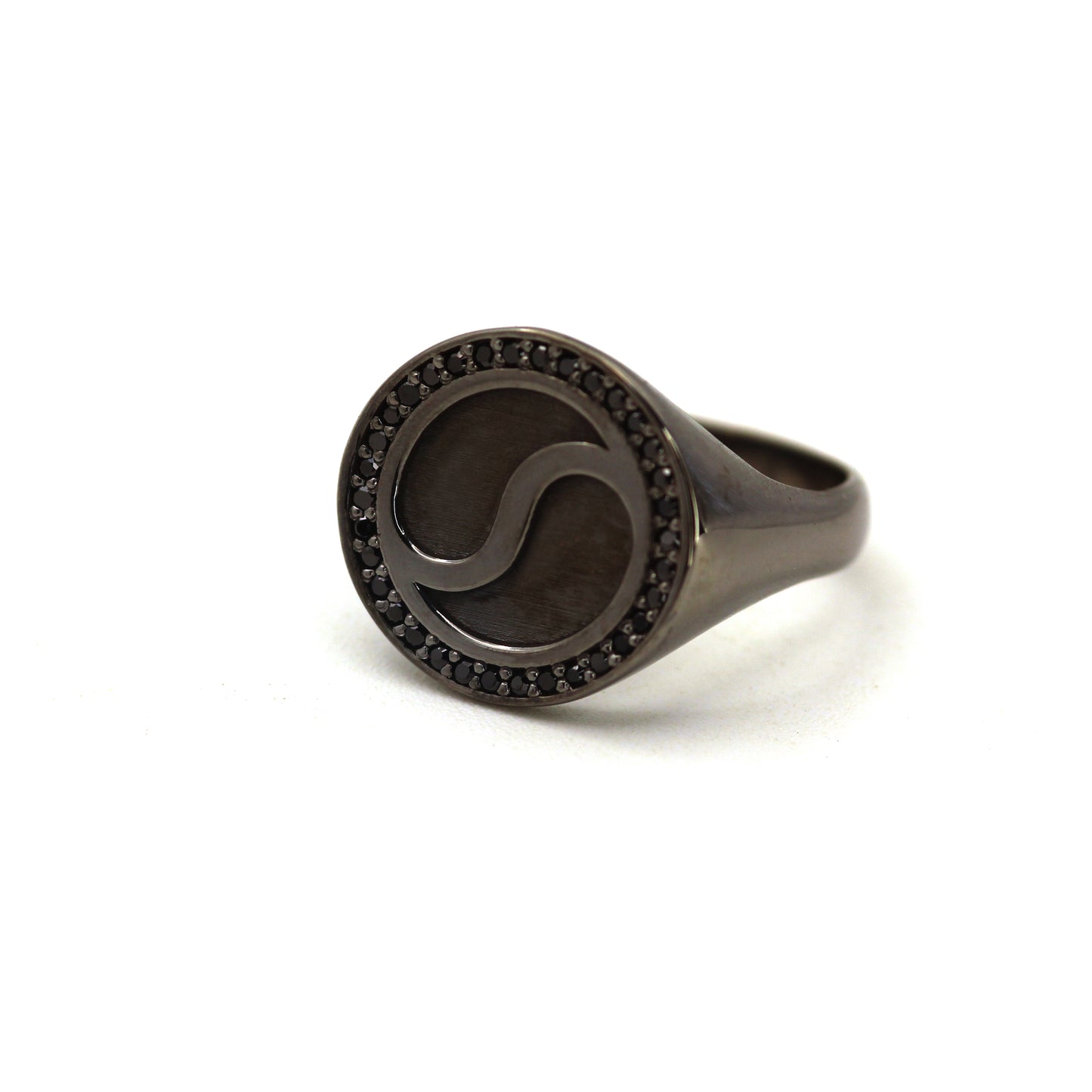 Yin and Yang Black Stone Black Bold Signet Ring