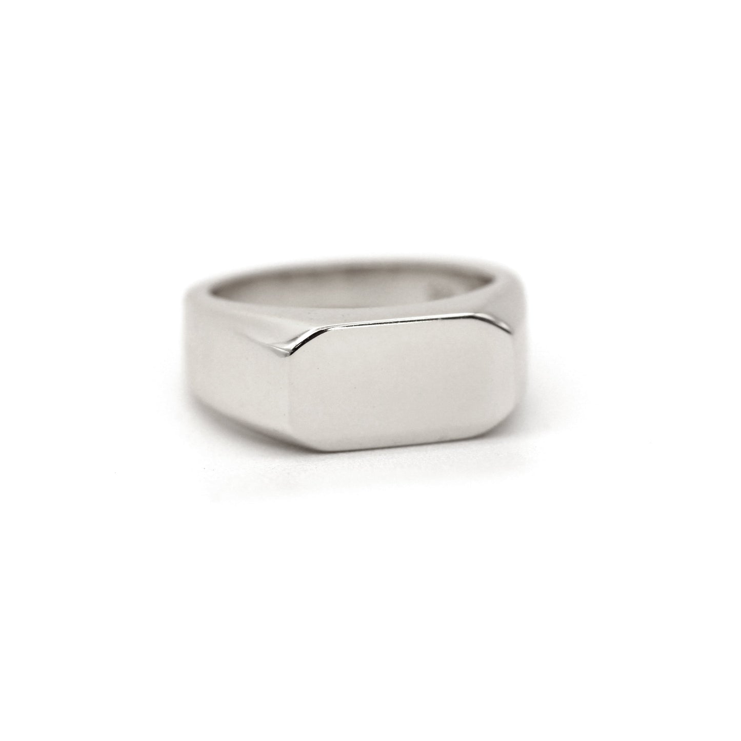 Platinum Bold Signet Ring