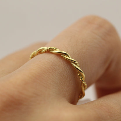 Unique Thin Rope Gold Ring