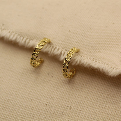 Chain Pattern Desgin Hoop Gold Earrings