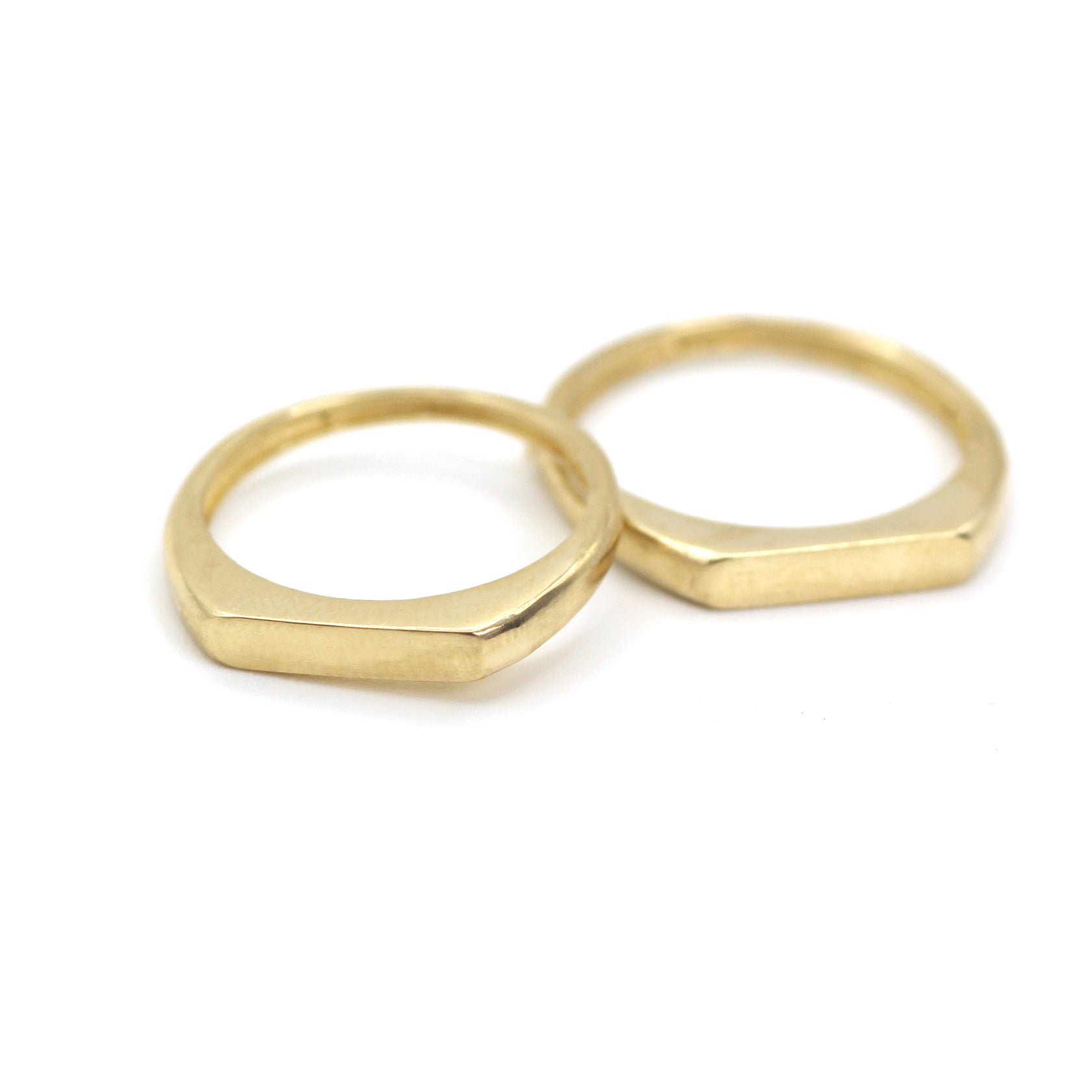 14k Yellow Gold Bar Signet Ring – VicStone.NYC