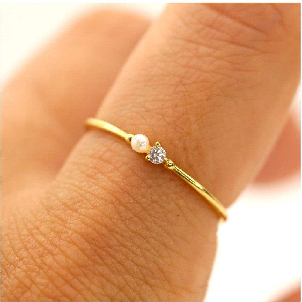 Natural Tiny Pearl And Diamond Yellow Gold Ring