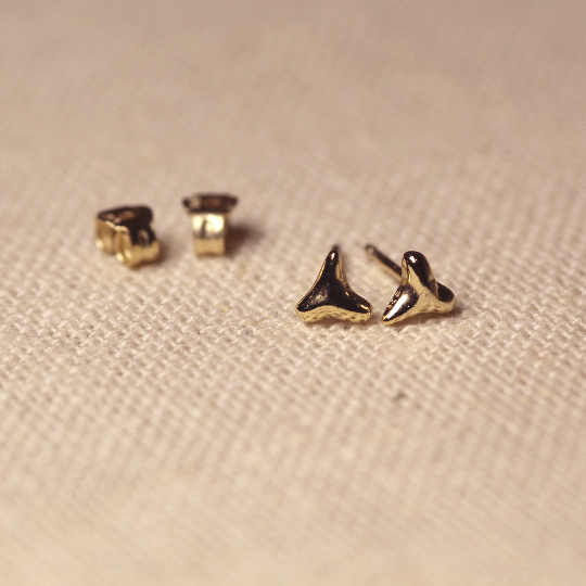 14k Solid Gold - Small Shark Tooth Post Earrings