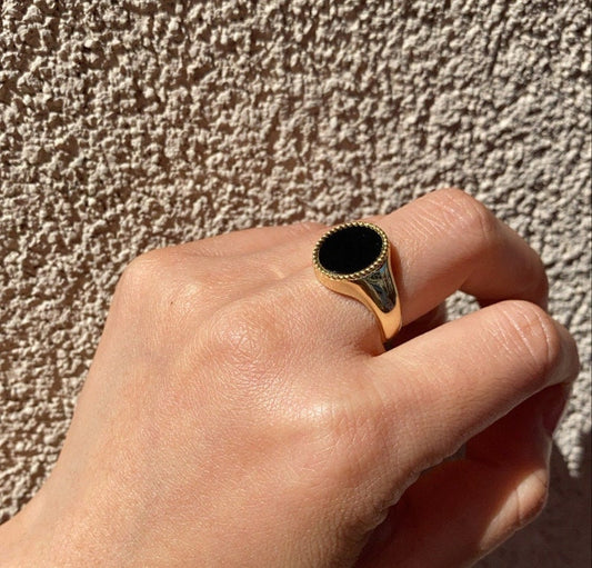 14k Gold Black Oval Onyx Ring