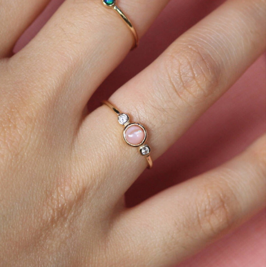 14k Rose Quartz and Diamonds Ring
