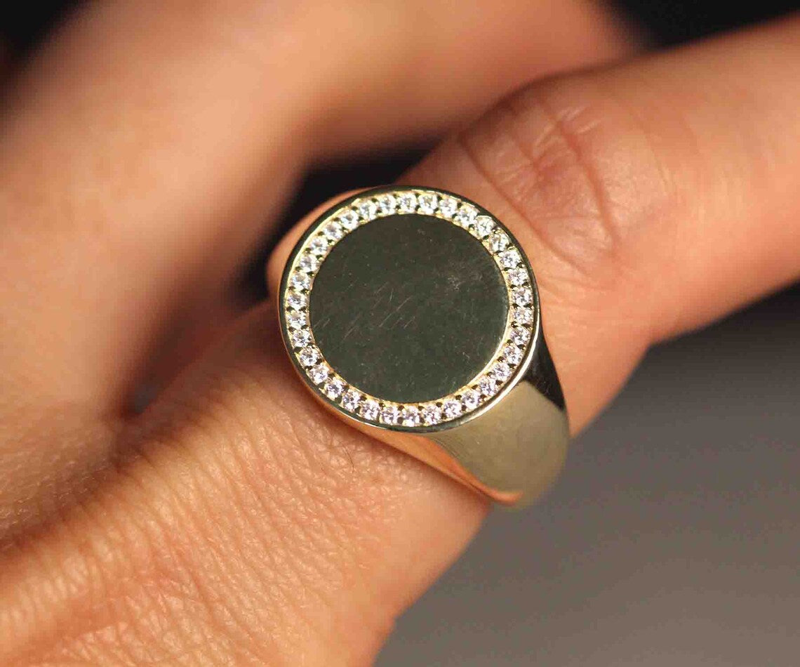 Diamond Engraving Signet Ring