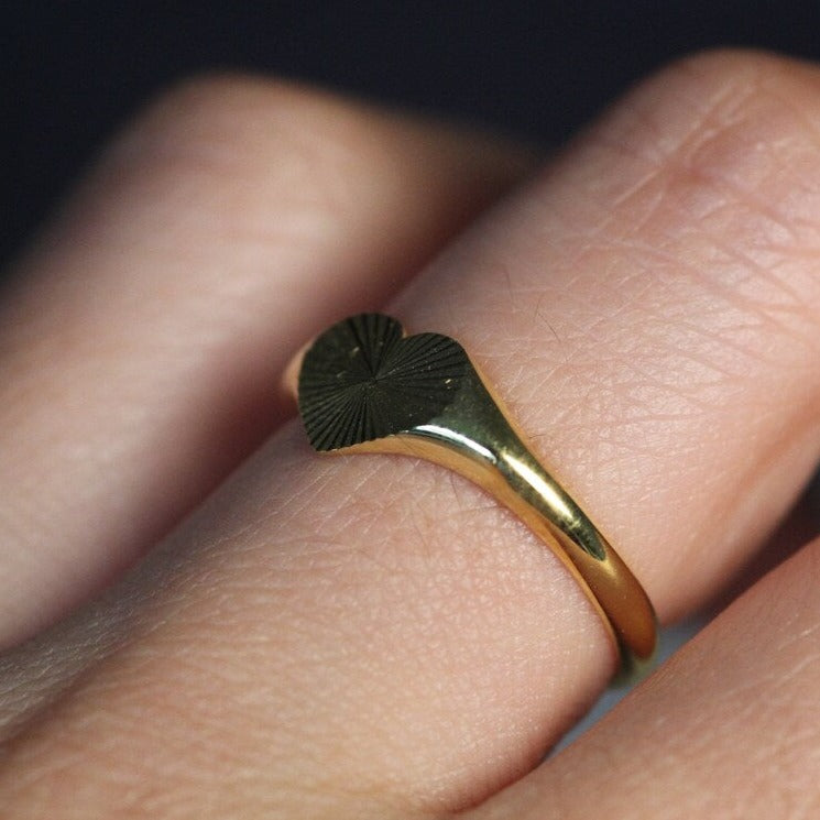 18k Gold Heart Signet Ring