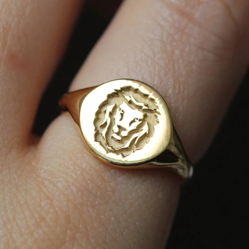 14k Lion Signet Gold Ring